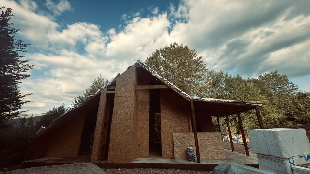 A-frame монтажна куќа во Лазарополе 100 m² – dHouse