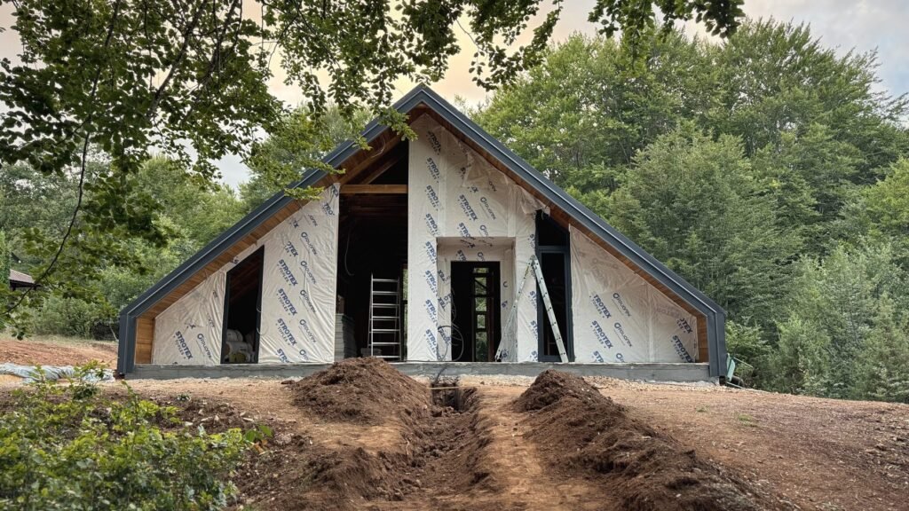 A-frame фасада со паропропусна мембрана – Лазарополе